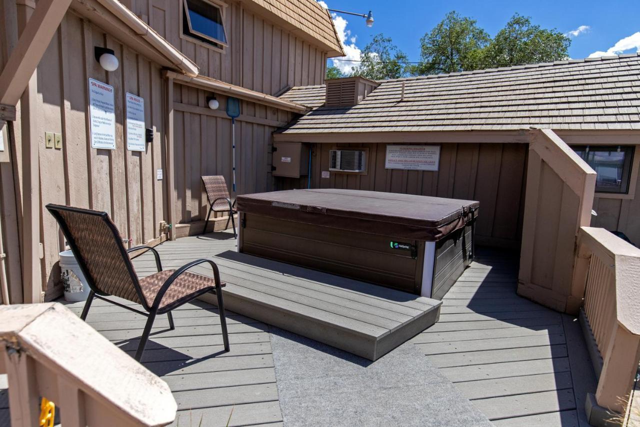 Woodland Motel 萨利达 外观 照片