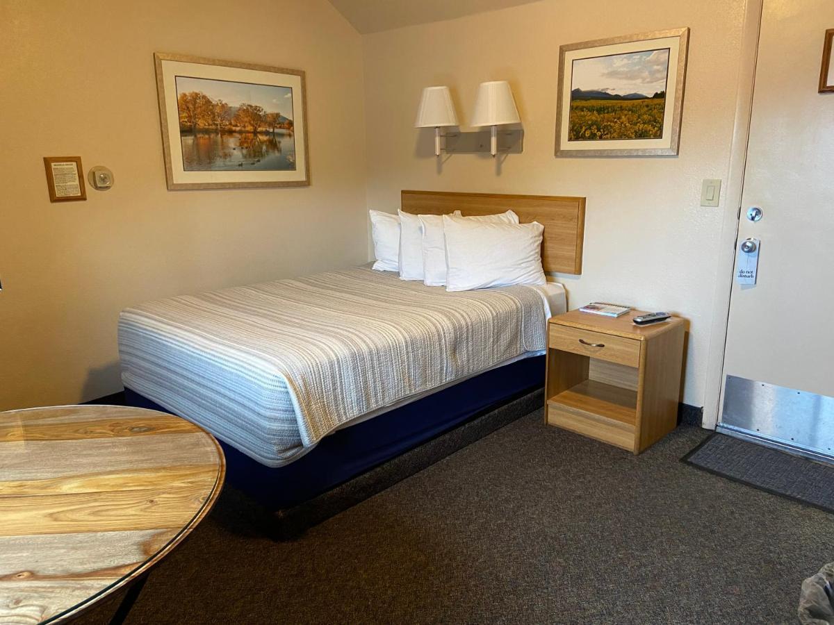 Woodland Motel 萨利达 外观 照片