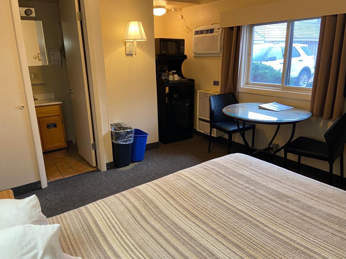 Woodland Motel 萨利达 外观 照片